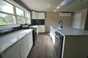 1284 Beaver Lake Dr, Caldwell, TX 77836 - Photo 2