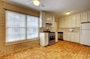 1408 W 47th St, Austin, TX 78756 - Photo 10