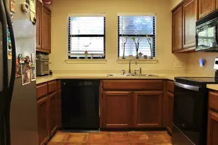 1404 Norwalk Ln, Austin, TX 78703 - Photo 6