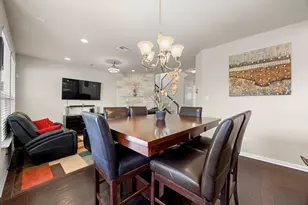 10812 Gates Ln, Austin, TX 78750 - Photo 14