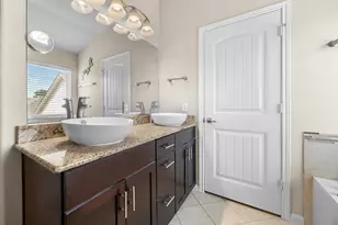 10812 Gates Ln, Austin, TX 78750 - Photo 20