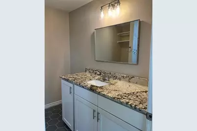 709 W Evans Street, Hearne, TX 77859 - Photo 6