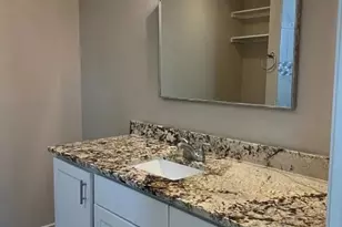 709 W Evans St, Hearne, TX 77859 - Photo 6