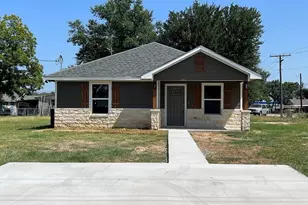 709 W Evans St, Hearne, TX 77859 - Photo 1