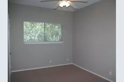 3206 King Street #202, Austin, TX 78705 - Photo 4