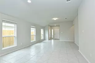 208 Trailside Ln, Bastrop, TX 78602 - Photo 6