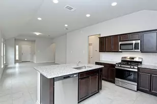 208 Trailside Ln, Bastrop, TX 78602 - Photo 12