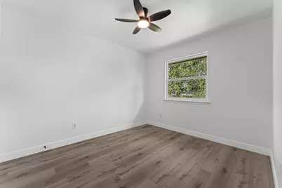 10912 Hillside Oak Lane, Austin, TX 78750 - Photo 20