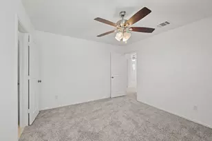 120 Josey Wales Dr, Jarrell, TX 76537 - Photo 38