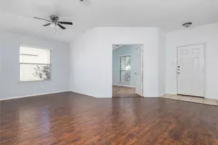 222 Killian Loop, Hutto, TX 78634 - Photo 4