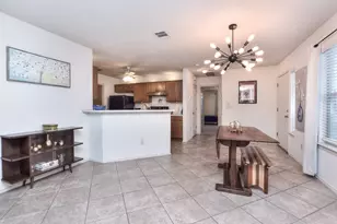 1410 E 3rd St, Georgetown, TX 78626 - Photo 10