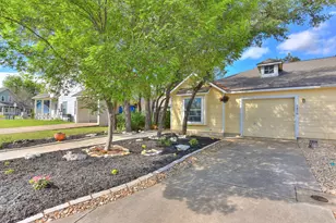 1410 E 3rd St, Georgetown, TX 78626 - Photo 2