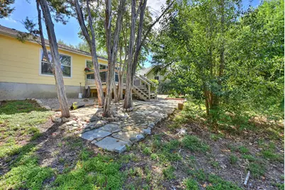 1410 E 3rd Street, Georgetown, TX 78626 - Photo 28