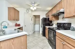 1410 E 3rd St, Georgetown, TX 78626 - Photo 14