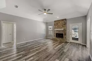 100 Susana Dr, Georgetown, TX 78628 - Photo 8