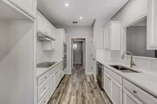 100 Susana Dr, Georgetown, TX 78628 - Photo 6