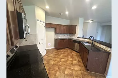 7714 Squirrel Hollow Drive, Georgetown, TX 78628 - Photo 12