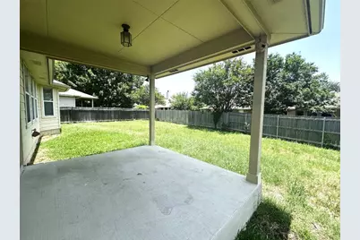 7714 Squirrel Hollow Drive, Georgetown, TX 78628 - Photo 16