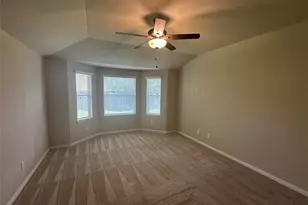 7714 Squirrel Hollow Dr, Georgetown, TX 78628 - Photo 8