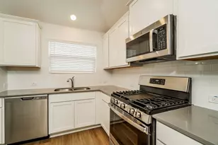 341 Madrid St, Kyle, TX 78640 - Photo 12