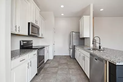 2105 Town Centre Drive #59, Round Rock, TX 78664 - Photo 10