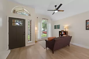 2105 Yaupon Hollow, Round Rock, TX 78664 - Photo 4