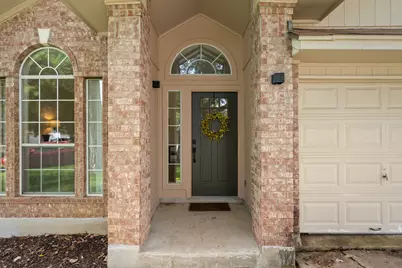 2105 Yaupon Hollow, Round Rock, TX 78664 - Photo 2