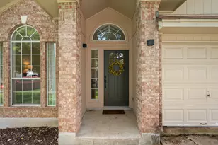 2105 Yaupon Hollow, Round Rock, TX 78664 - Photo 2