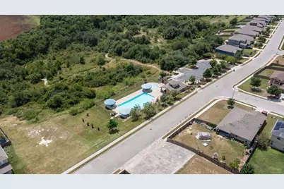130 Killian Loop, Hutto, TX 78634 - Photo 30