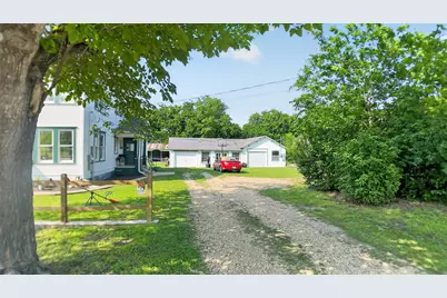 240 W Allen Street, Bartlett, TX 76511 - Photo 32