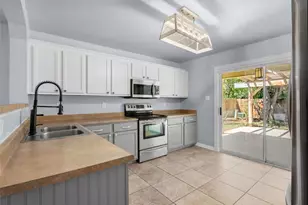 7831 Saddle Run, Schertz, TX 78154 - Photo 12