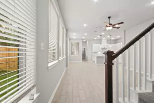 221 Flora Spgs Cv, Liberty Hill, TX 78642 - Photo 2