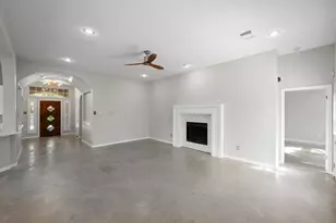 9321 Colberg Dr, Austin, TX 78749 - Photo 6
