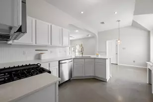 9321 Colberg Dr, Austin, TX 78749 - Photo 18