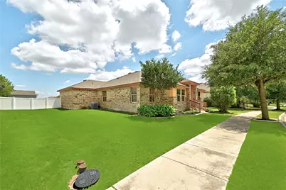 1204 Kingston Lacy Boulevard, Pflugerville, TX 78660 - Photo 4