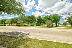 1204 Kingston Lacy Blvd, Pflugerville, TX 78660 - Photo 34