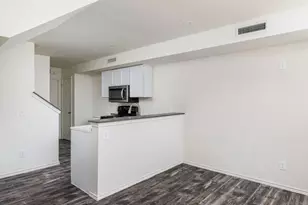 230 Debus Dr, Taylor, TX 78674 - Photo 8