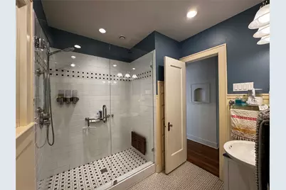 2002 East Side Drive, Austin, TX 78704 - Photo 12