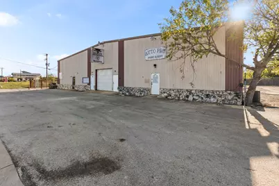 290 Wonder World Drive, San Marcos, TX 78666 - Photo 2