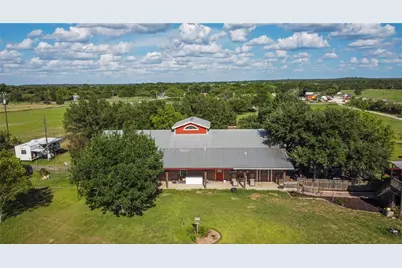 2120 Fm 1704, Elgin, TX 78621 - Photo 4