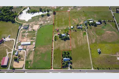 2120 Fm 1704, Elgin, TX 78621 - Photo 36