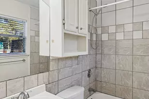 1018 Mead St, San Marcos, TX 78666 - Photo 2