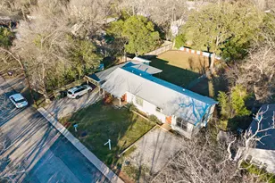 1018 Mead St, San Marcos, TX 78666 - Photo 6