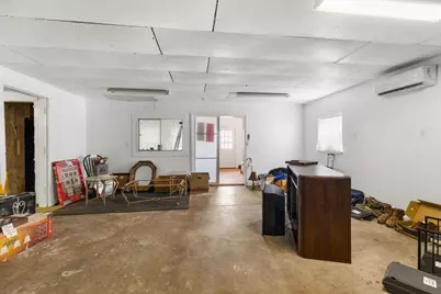 805 N Magnolia Avenue, Luling, TX 78648 - Photo 16