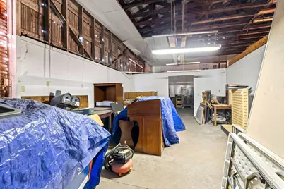 805 N Magnolia Avenue, Luling, TX 78648 - Photo 18