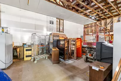 805 N Magnolia Avenue, Luling, TX 78648 - Photo 24