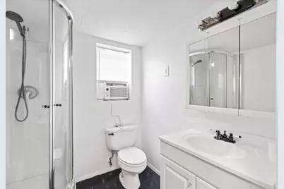 805 N Magnolia Avenue, Luling, TX 78648 - Photo 12