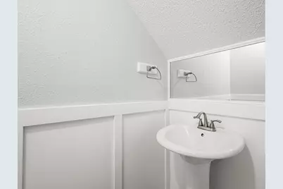 10905 Elm Street, Jonestown, TX 78645 - Photo 18