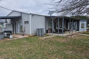 616 S Rockdale St, Lexington, TX 78947 - Photo 2