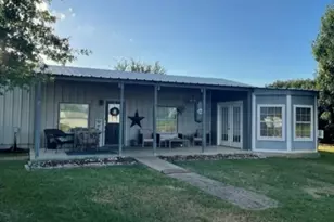 616 S Rockdale St, Lexington, TX 78947 - Photo 1